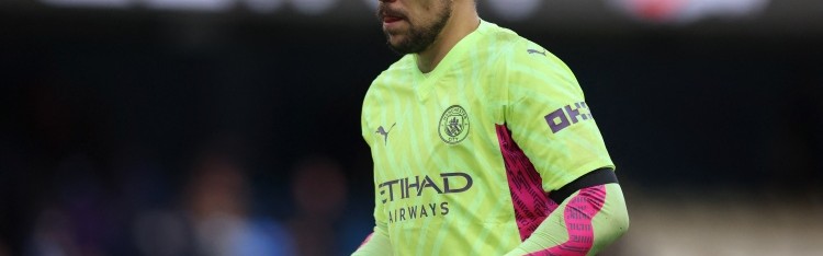 体彩-合同今夏到期，记者：勒沃库森有意曼城33岁门将奥尔特加