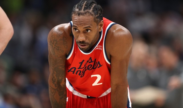 彩票合买-战神卡！伦纳德近4战场均33分6.5板4.5助2.3断 命中率58/39/90%